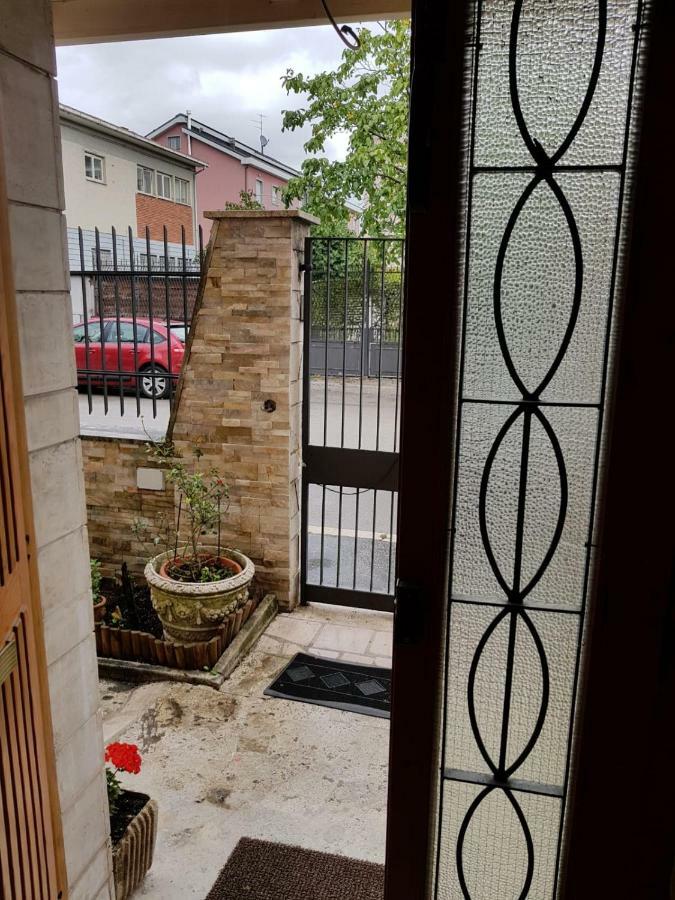 Residence Luisa アヴェッツァーノ エクステリア 写真